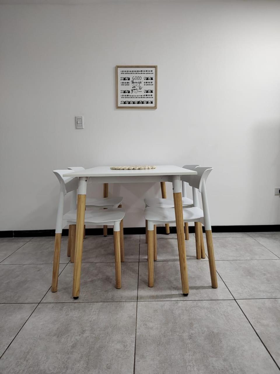 Estudio Moderno Apartamento *